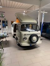 Volkswagen VW T2 a/b Westfalia - Volkswagen T2: Van, Westfalia
