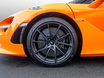 صورة 7 لـ 2025 Mclaren 750S