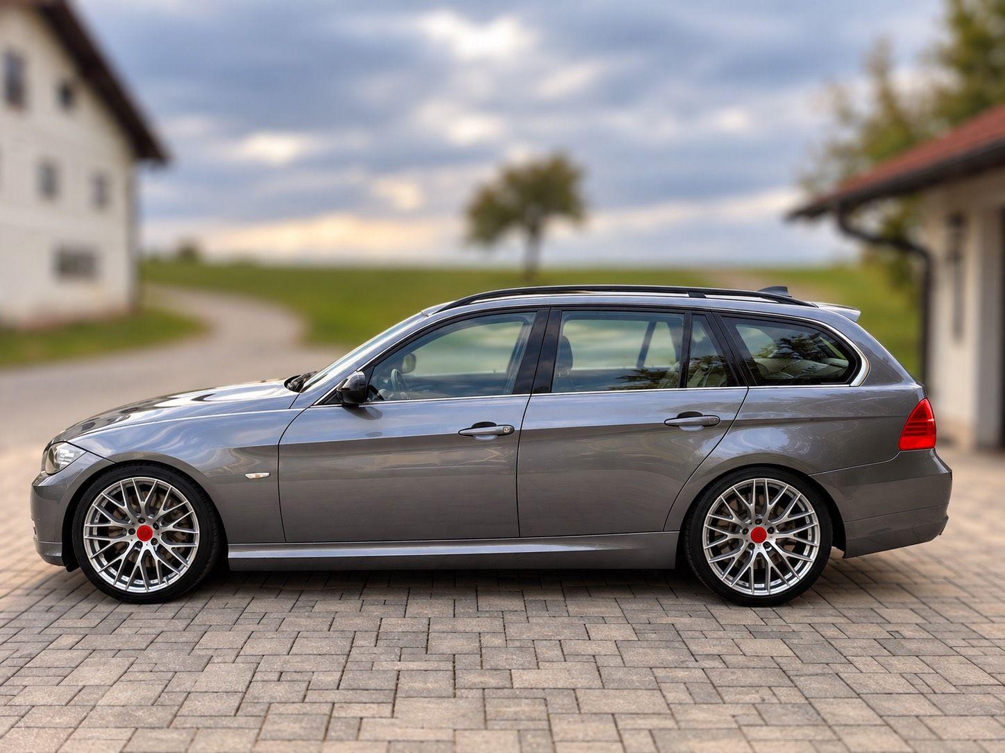 BMW 320, 2010