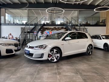 Volkswagen Golf VII Lim. GTI Performance BMT *ACC*BI-XENON*