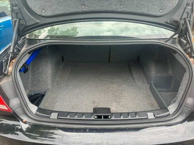 Fahrzeugabbildung BMW 325i Coupe xDrive Xenon Leder Schiebedach MOTOR