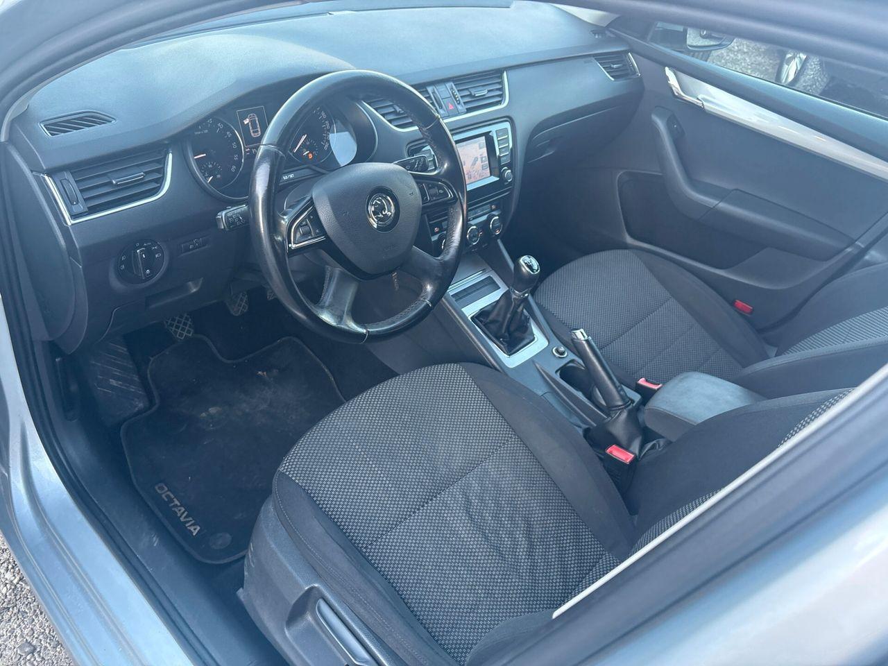 Skoda Octavia 2015 — photo 10