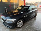 BMW 520 F11 - BMW 520: F11
