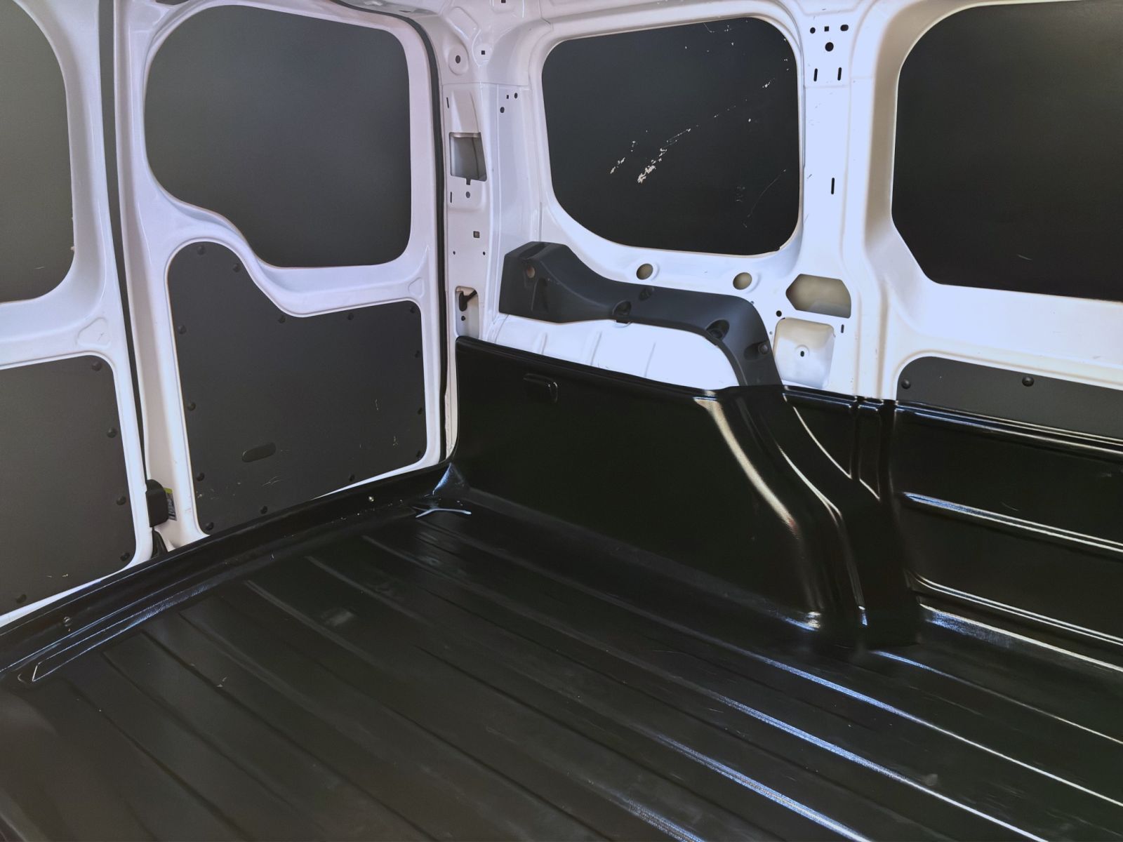 Volkswagen Caddy - Bild 15