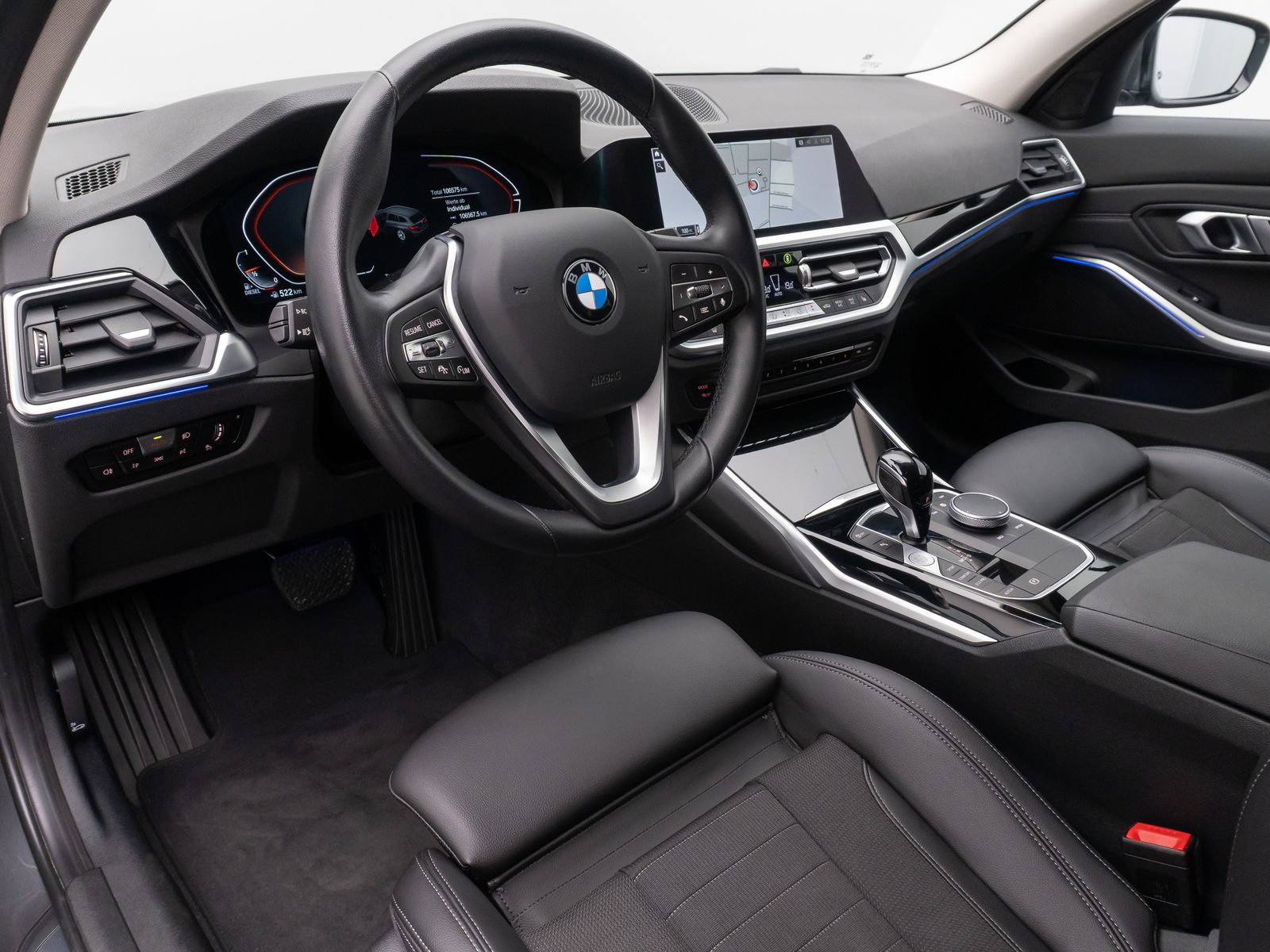 Fahrzeugabbildung BMW 320d Sport Line Kamera DAB Alarm HiFi Komfort
