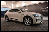Audi e-tron 55 Quattro Advanced / CAMERA/TRAILER HOOK - mit Elektro-Antrieb: Sitzheizung, Geländewagen, mit Klimaautomatik