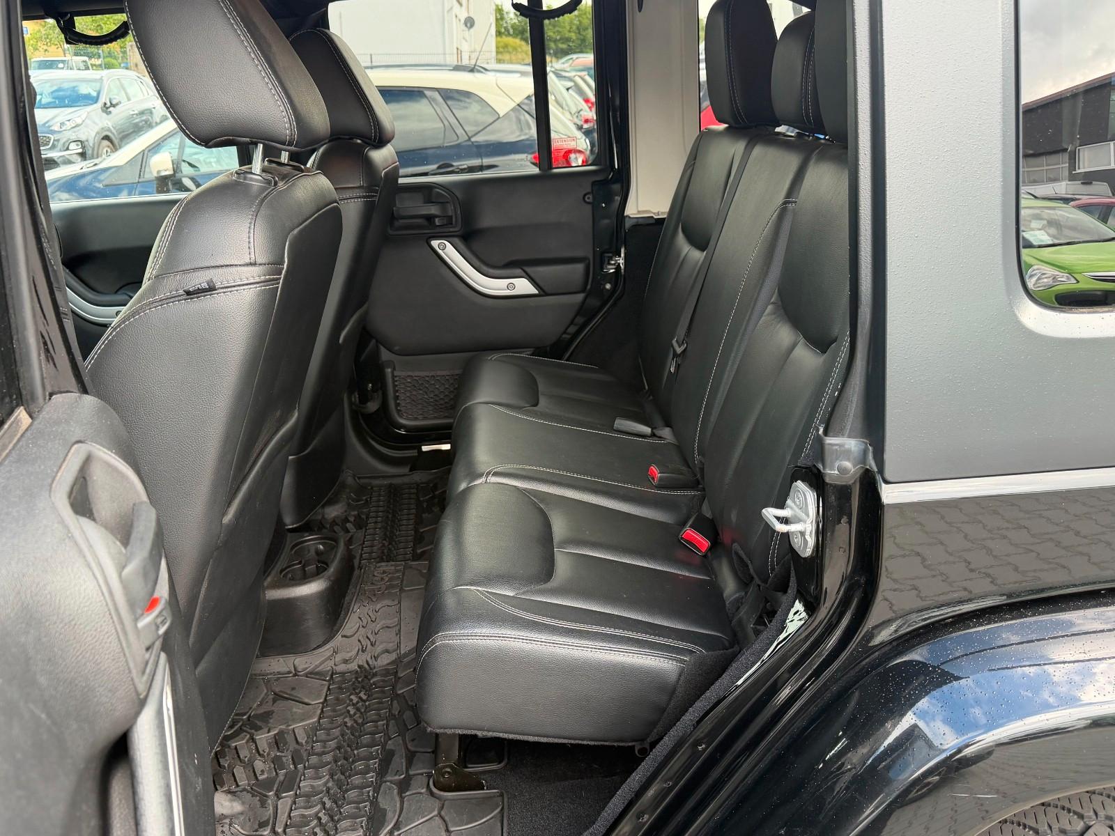 Jeep Wrangler Sahara 2.8 200ch - Toit ouvrant - Révision complète - Pack Sport - Régulateur de vitesse