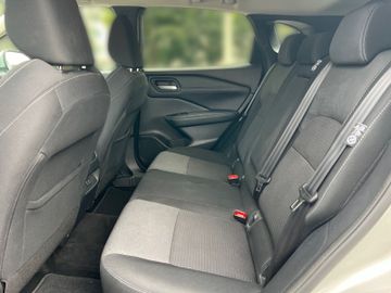 Nissan Qashqai - 11