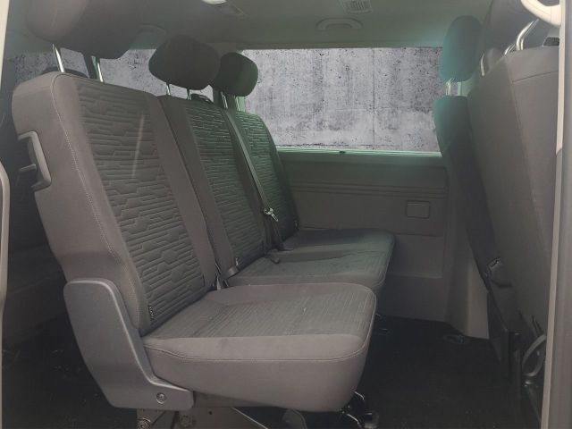 T6.1 Caravelle Comfortline 2.0 l TDI LR Aut