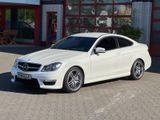 Mercedes-Benz C 63 AMG COUPE, DEUTSCHES FAHRZEUG, DIAMANTWEISS - aus 2012: AMG C63
