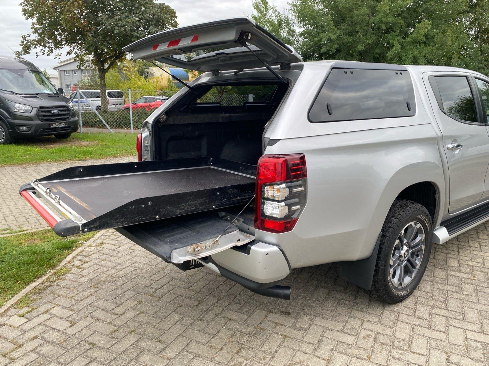 Mitsubishi L200 SELECT 2,2 DI-D Aut. TEMP+SHZ+KAMERA+DAB
