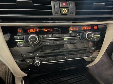 BMW X5 - 11