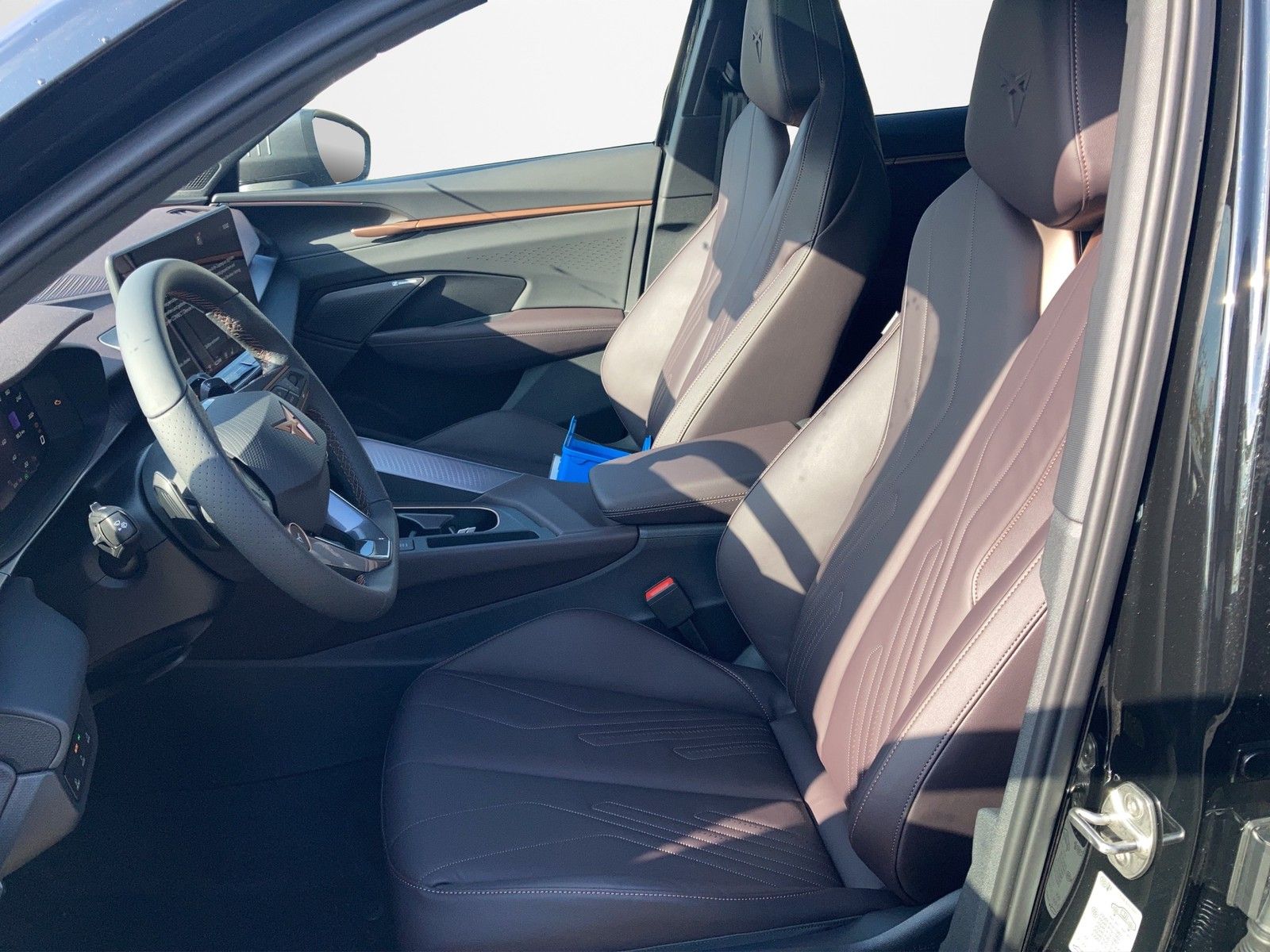CUPRA Terramar VZ 1.5 DSG e-HYBRID 200kW/272PS - Image 9
