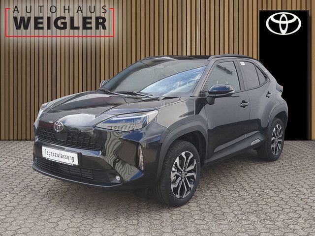 Toyota Yaris Cross Yaris Cross Hybrid FWD Teamplayer Winterpaket — 29.750 € bei Autohaus Weigler Leverkusen