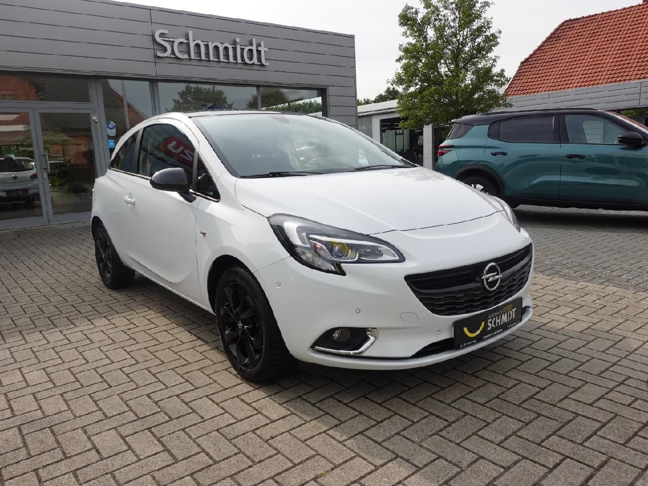 Fahrzeugabbildung Opel Corsa E 1,4 Color Edition