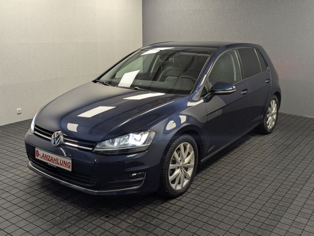 Volkswagen Golf Highline+ACC+Xenon+Kam+Leder+BT+Sport-Fahrw