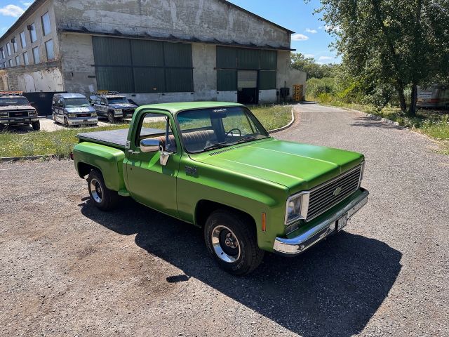 Chevrolet C-10