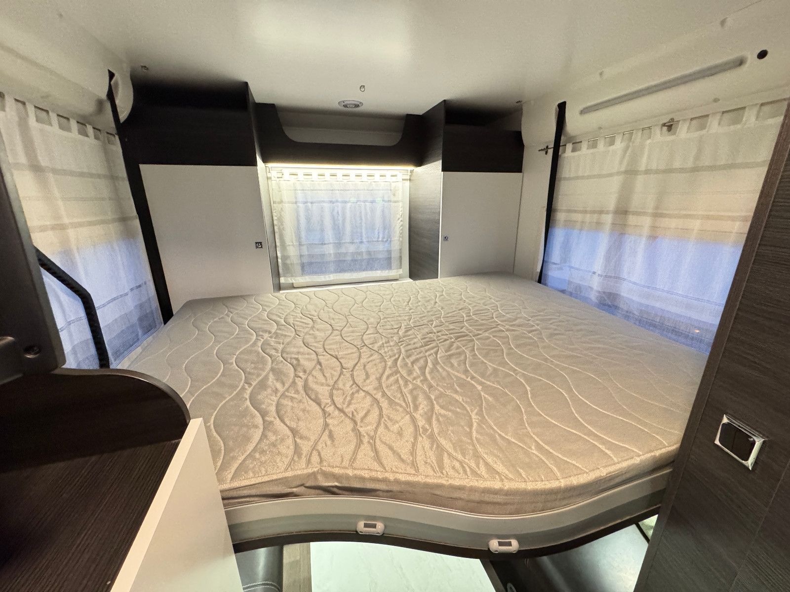 Fahrzeugabbildung Benimar Mileo M282 LOUNGE LUFTFEDERUNG SOLAR TV SAT AHK