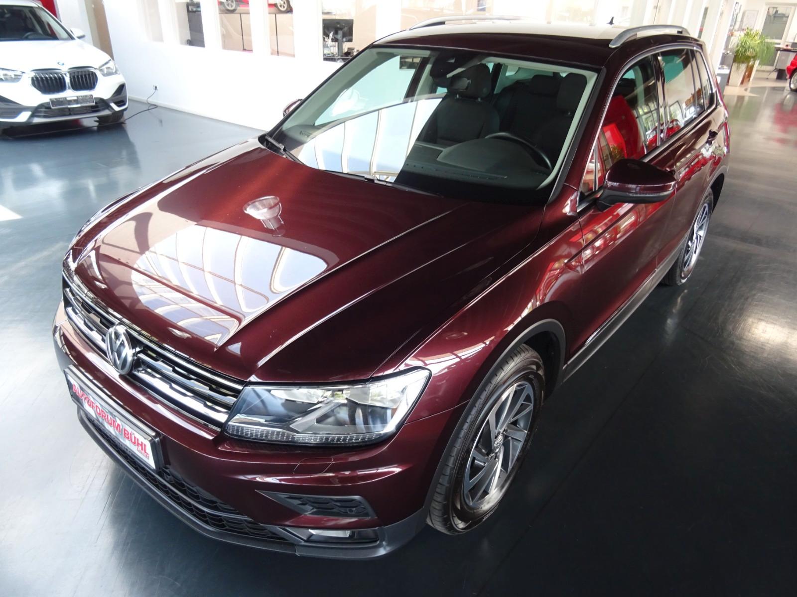 Volkswagen Tiguan TSI 4MOTION SOUND/ DSG/ Navi/ ACC/ AHK