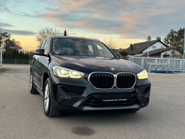 BMW X1 xDrive 20 d Advantage *LED*AUT*NAVI*HUD*RFK