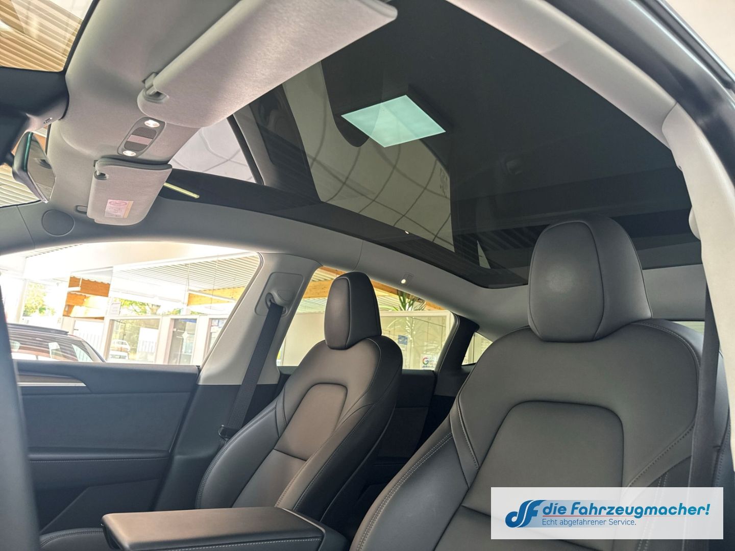 Fahrzeugabbildung Tesla Model Y RWD Panorama Navi Soundsystem LED ACC WL