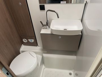 Carado T 338 PRO+ AUTOM. NAVI KAMERA TV OHNE HUBBETT