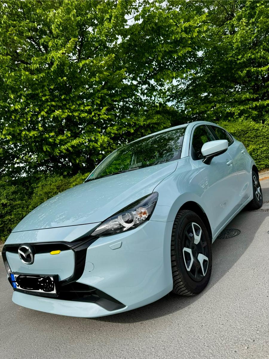 Mazda 2 e-SKYACTIV-G 90 M Center-Line NAV 1. Hand