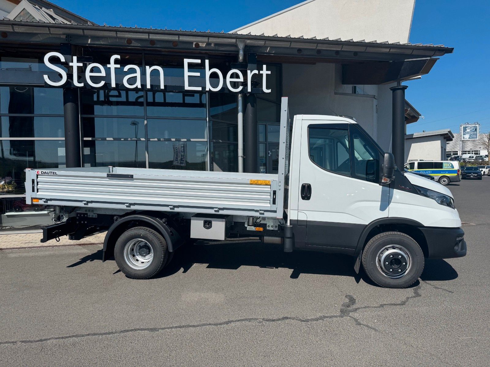 Fahrzeugabbildung Iveco Daily 70C18 H 3.0L *R3.450mm*AHK*Kamera*Sperre*