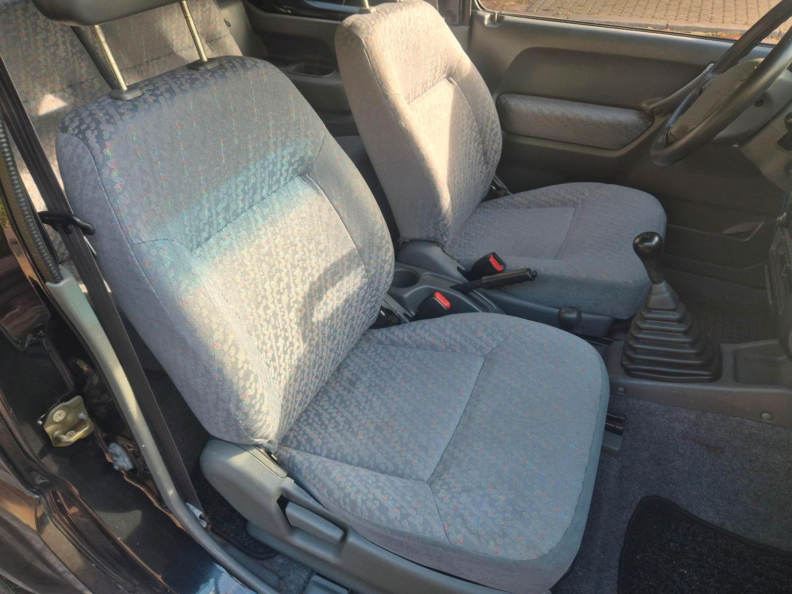 Suzuki Jimny 2004 — photo 11