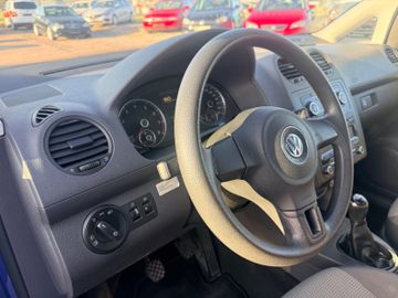 Volkswagen Caddy - 10