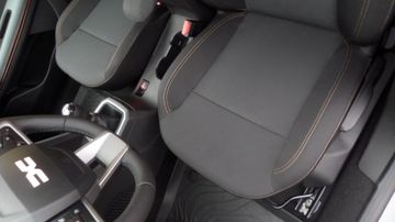 Dacia Jogger Extreme TCe 110 PS 7-Sitzer NAVI, Sitzhei
