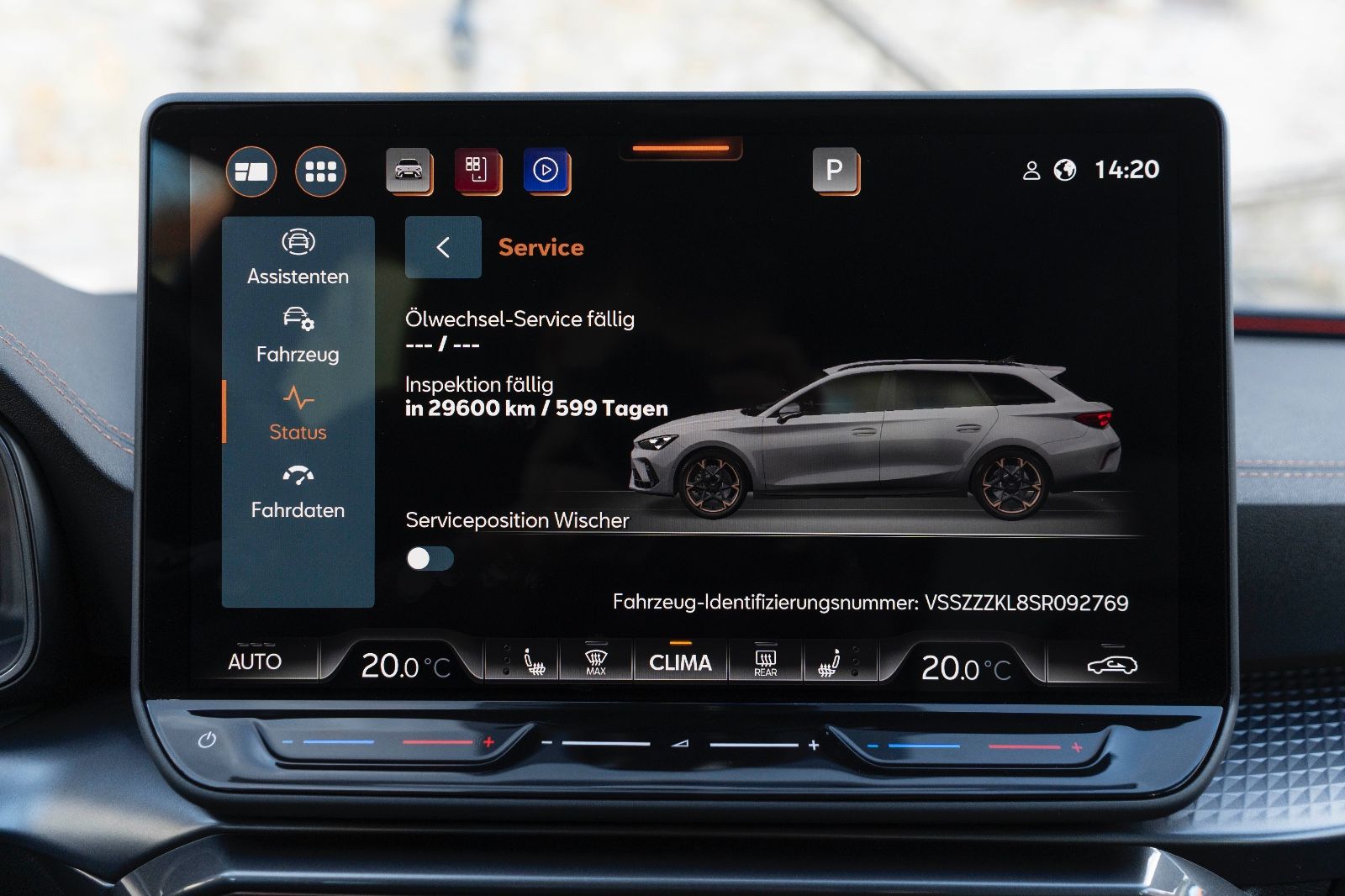 Fahrzeugabbildung CUPRA Leon Sportstourer 1.5 eTSI ACC LED TOTW CARPLAY