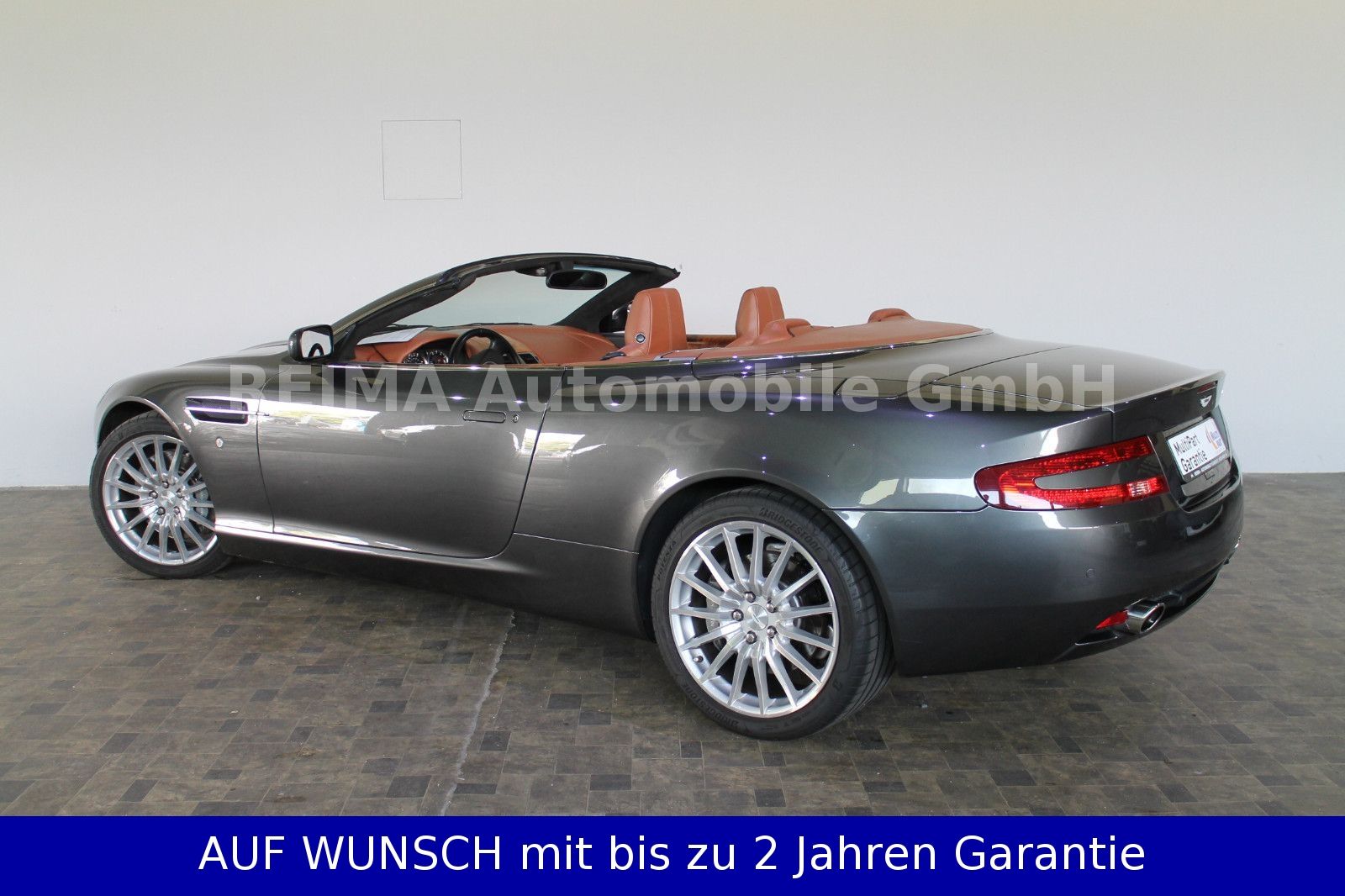 Fahrzeugabbildung Aston Martin DB9 Volante 5.9 i V12 Cabrio, Deut. Auslieferung
