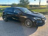 Mercedes-Benz A180 PEAK Edition PEAK Edition AMG Line Garantie - Firmenfahrzeug gebraucht