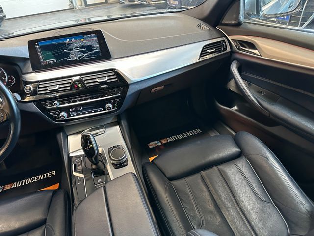 BMW 530 d xDrive Sport Line *LED*Pano*