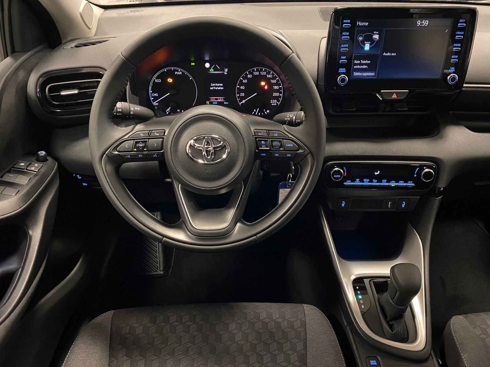 Fahrzeugabbildung Toyota Yaris 1.5 VVT-i Hybrid CVT Comfort+KAMERA+SHZ
