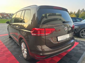 Volkswagen Touran - 8