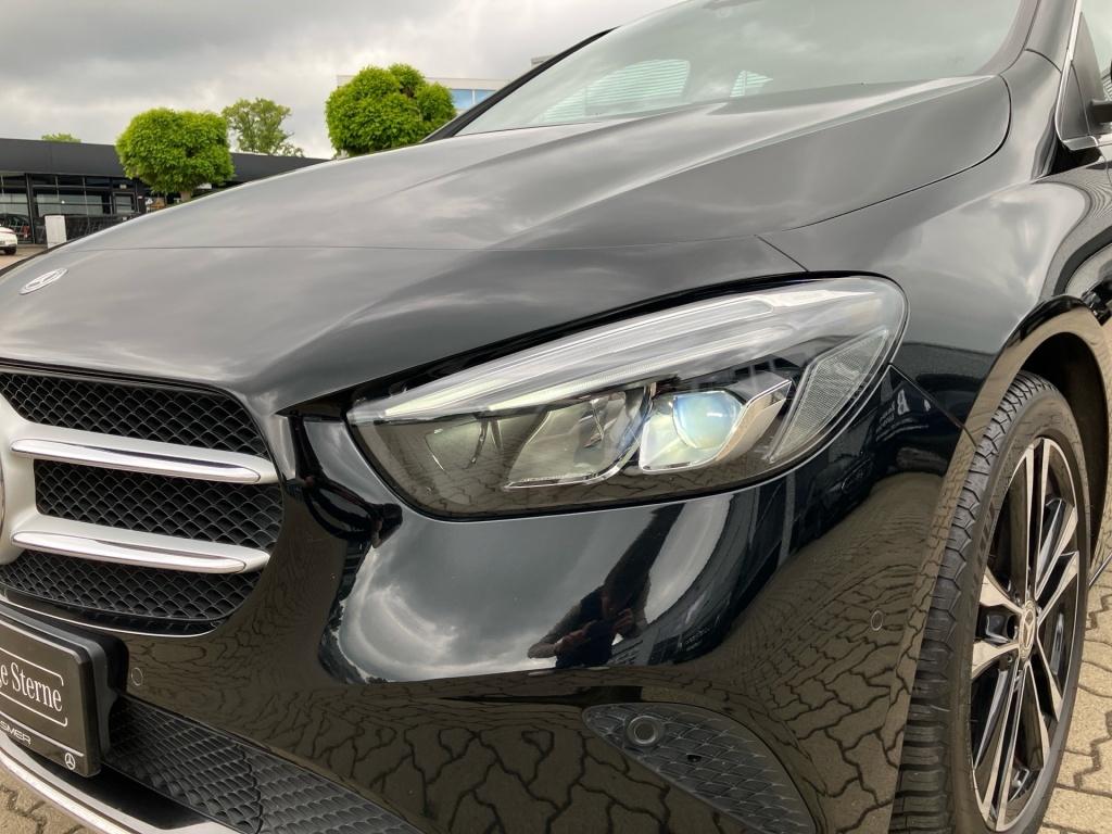 Mercedes-Benz B 180 Progr. AHK STHZG ACC LED Kamera Ambi eHeck