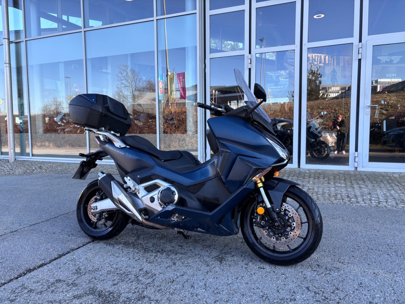 Fahrzeugabbildung Honda Forza 750 NSS 750, Windabweiser, Topcase,