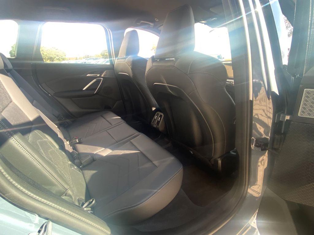 BMW X1 sDrive20 i M SPORT/H&K/SPORTSITZ ELEKT/AHK, Bild 15