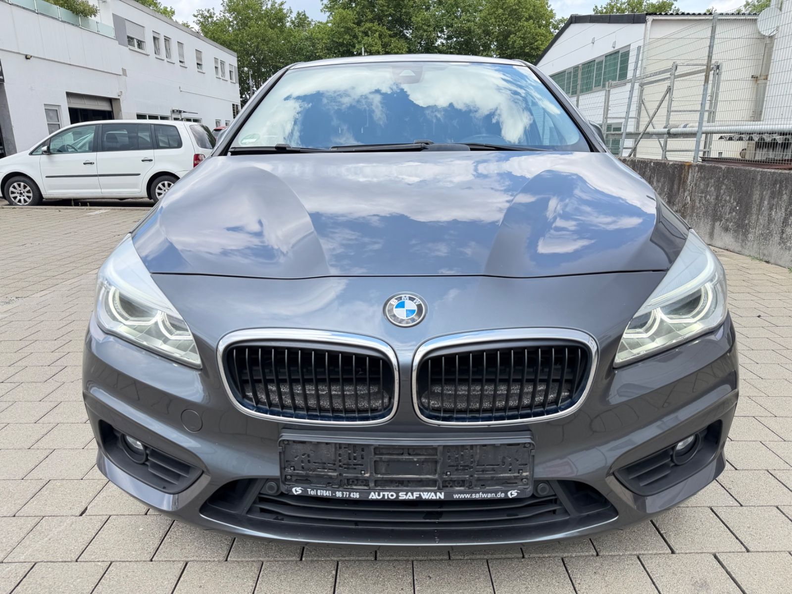 BMW BMW 220 2 Active Tourer*NAVI*XENON*LED*AUTOMATIK