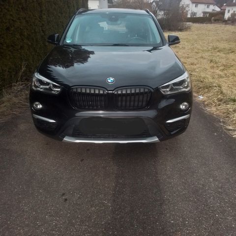 BMW X1 sDrive18i -Klima,Navi,AHK,Service neu, HU neu