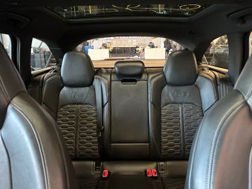 Audi RS6 4.0 TFSI tiptr. quattro *HUD*PANO*MATRIX*