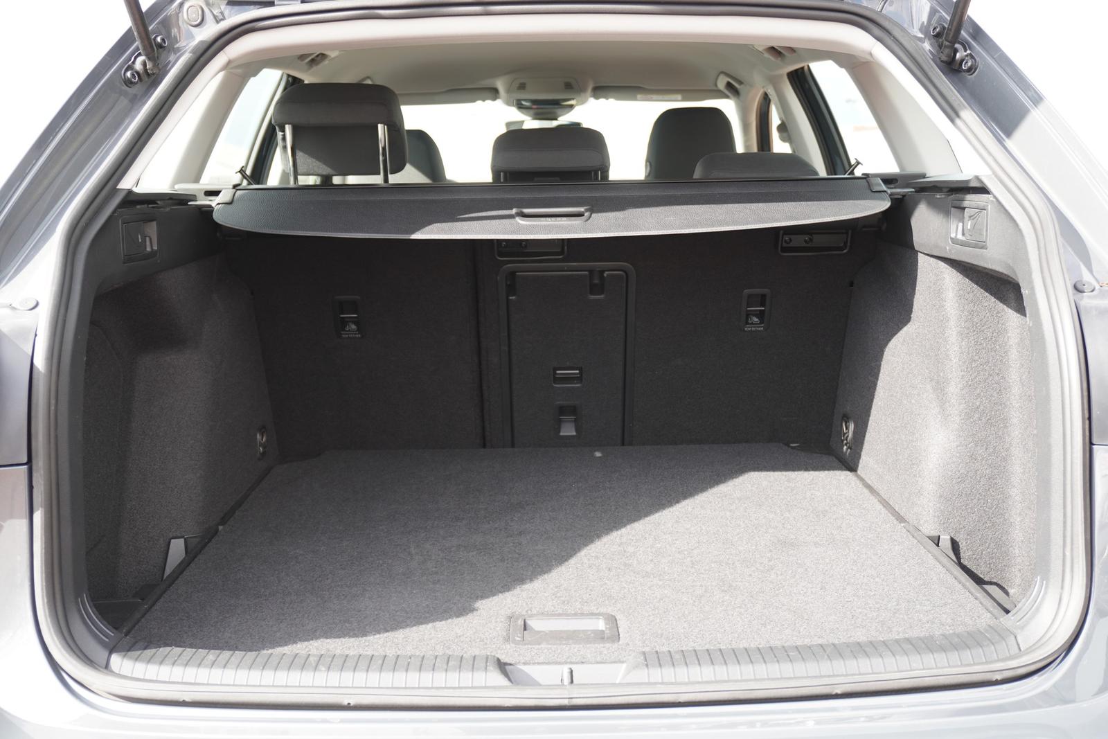 Volkswagen Golf VIII Variant 1.5 eTSI DSG LED Navi ACC DAB, миниатюра 26