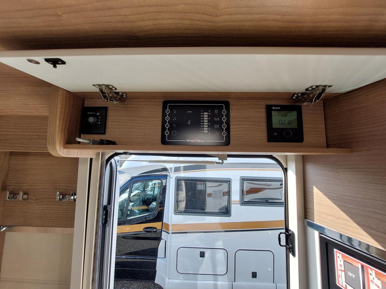 Fahrzeugabbildung Malibu T 450 RB LE lightweight MB TV Markise