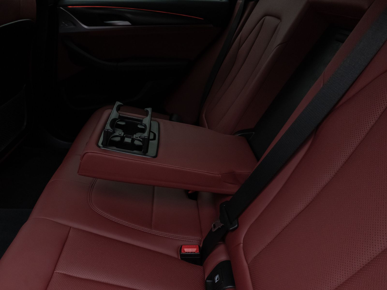 Fahrzeugabbildung BMW X3 xD20i M Sport Kamera Laser DAB HiFi Komfort