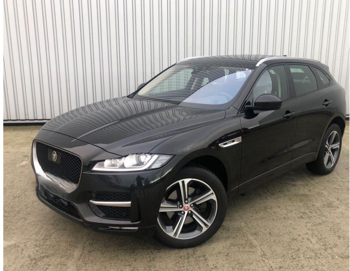 JAGUAR F-Pace