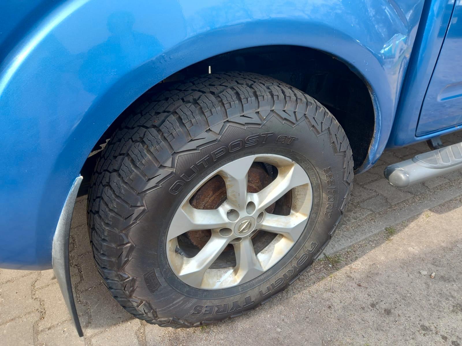NISSAN NAVARA 92000 TKM | 190 ch | 4X4 | BVM - CLIM - TUV