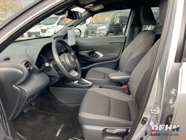 Toyota Yaris Cross 1.5 Hybrid Team Deutsch.Safety Cargo