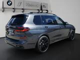 BMW X7 M60i xDrive M SPORT INDIVI GUNMETAL II METALL - gebrauchte BMW X7 M60 aus dem Jahr 2024